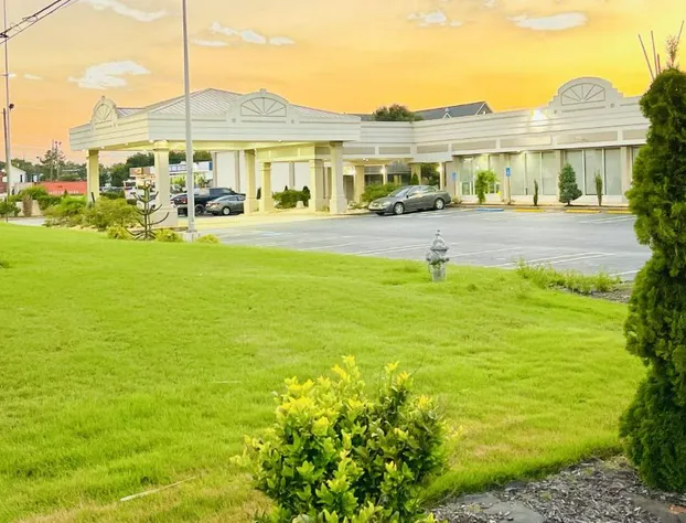 Quality Inn & Suites McDonough South I-75 hotel detail image 2