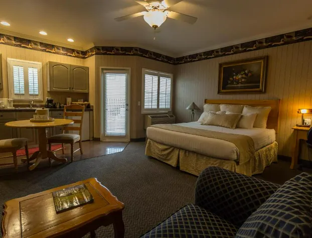 Grass Valley Courtyard Suites hotel detail image 4