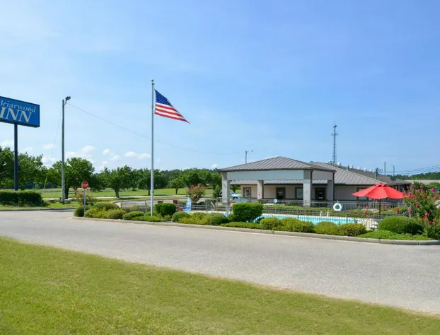 Briarwood Inn Of Geneva hotel detail image 3