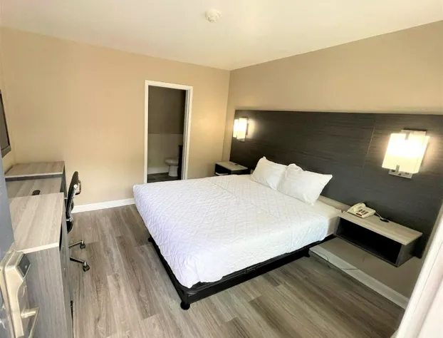 Shangri La Motel hotel detail image 3