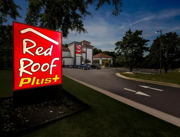 Red Roof PLUS+ Henderson hotel detail image 1