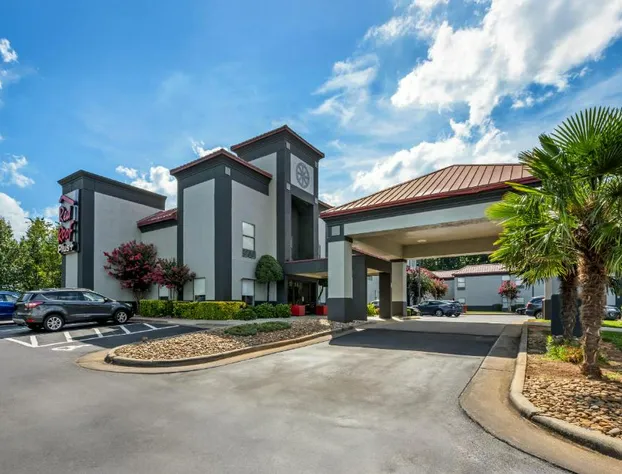 Red Roof PLUS+ Henderson hotel detail image 3
