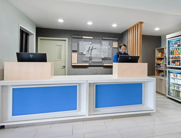 Holiday Inn Express & Suites Watsonville by IHG hotel detail image 1