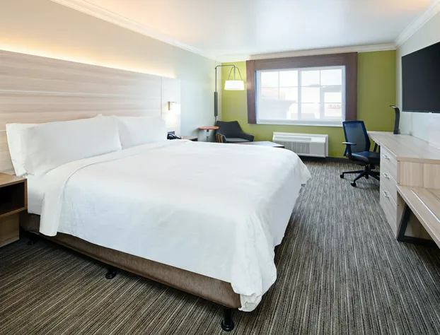 Holiday Inn Express & Suites Watsonville by IHG hotel detail image 3