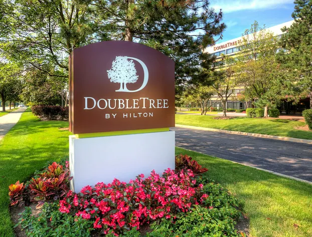 DoubleTree by Hilton Chicago Schaumburg hotel detail image 2