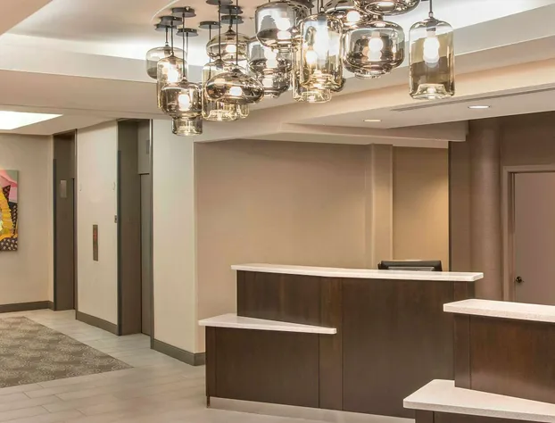 DoubleTree by Hilton Chicago Schaumburg hotel detail image 3