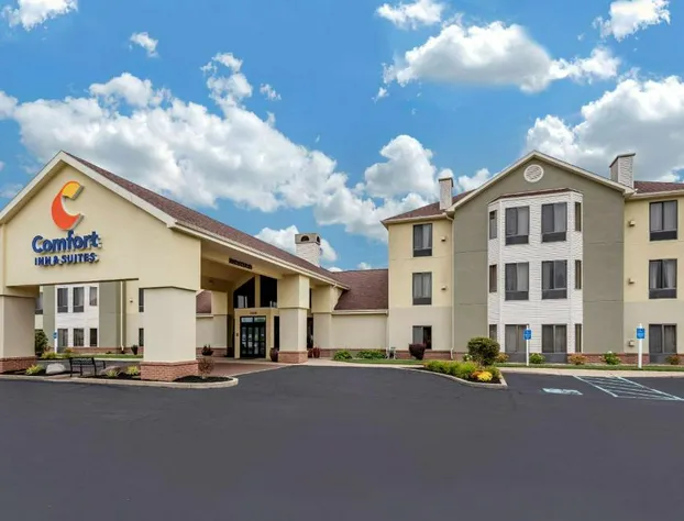 Comfort Inn & Suites Warsaw near US-30 hotel detail image 1