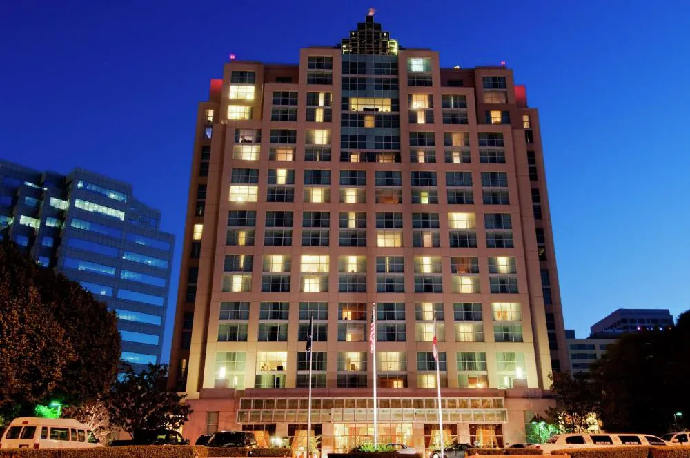 Hilton Los Angeles North/Glendale hotel hero