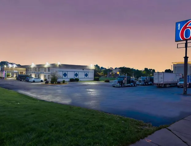 Motel 6 Springfield, OH hotel detail image 2