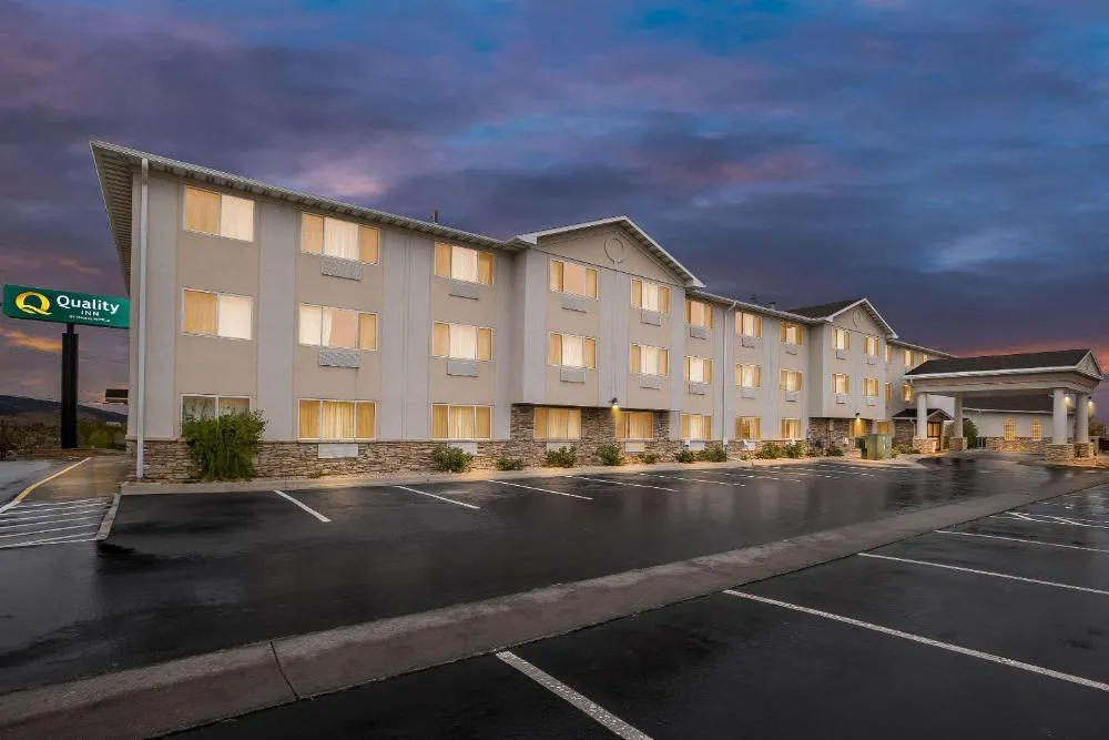 Quality Inn near Monument Health Rapid City Hospital hotel hero