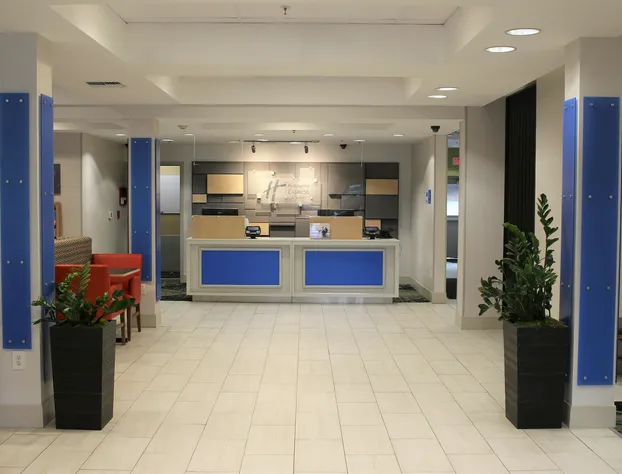 Holiday Inn Express & Suites Seattle North - Lynnwood by IHG hotel detail image 2