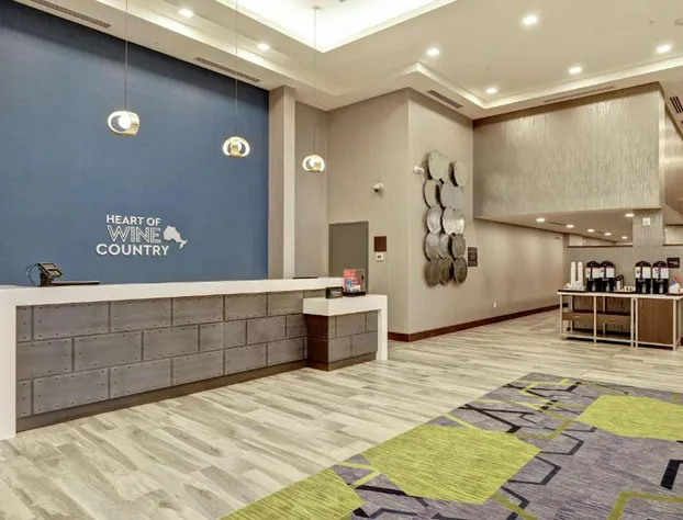 Hampton Inn by Hilton St. Catharines Niagara hotel detail image 2