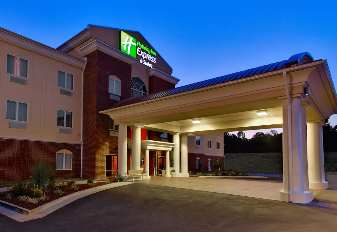 Holiday Inn Express Hotel & Suites Malvern by IHG hotel hero