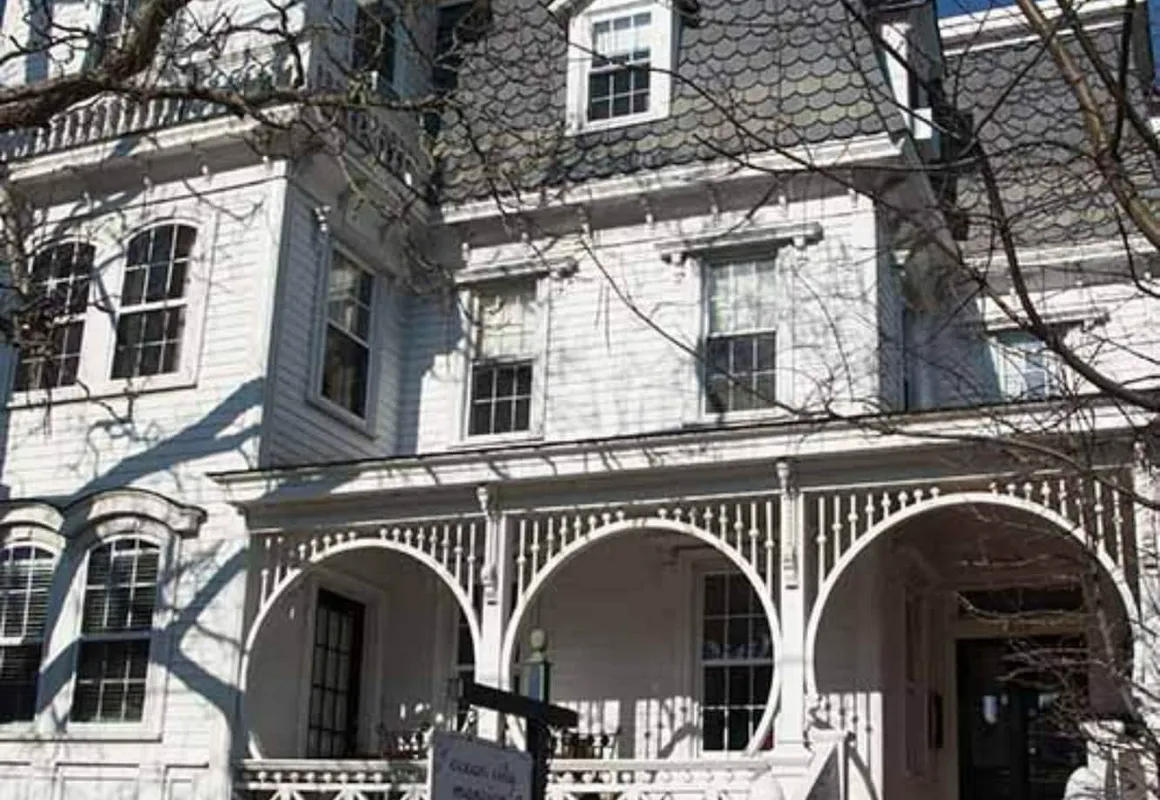 Ocean City Mansion hotel hero