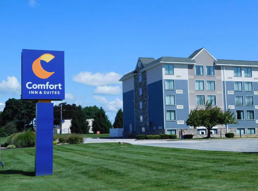 Comfort Inn & Suites Glen Mills - West Chester hotel hero