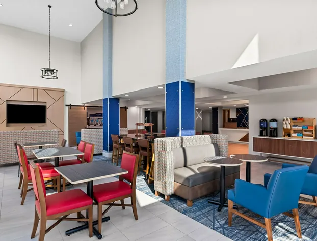 Holiday Inn Express & Suites Austin SW - Sunset Valley by IHG hotel detail image 3