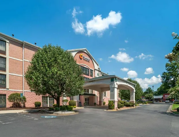 Comfort Inn & Suites Lake Norman hotel detail image 2