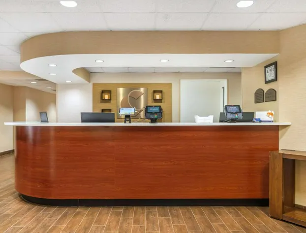 Comfort Inn & Suites Lake Norman hotel detail image 4