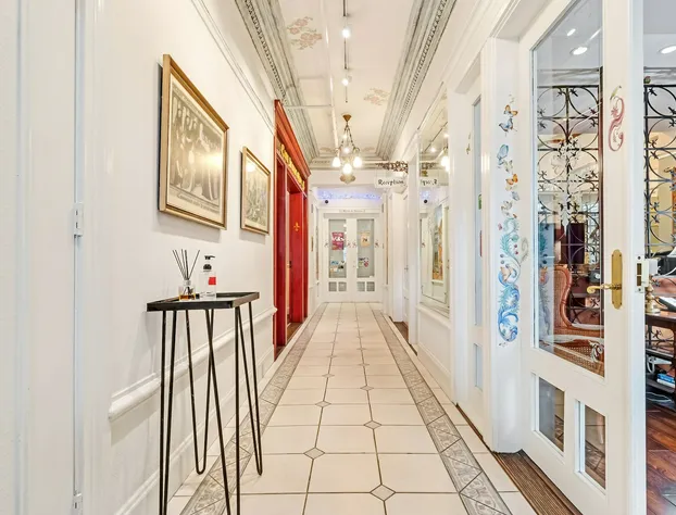 Cornell Hotel de France hotel detail image 1