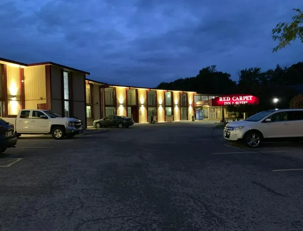 Red Carpet Inn & Suites Ebensburg hotel detail image 1