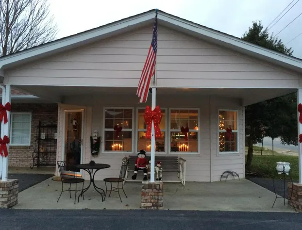 The Cardinal Inn hotel detail image 3