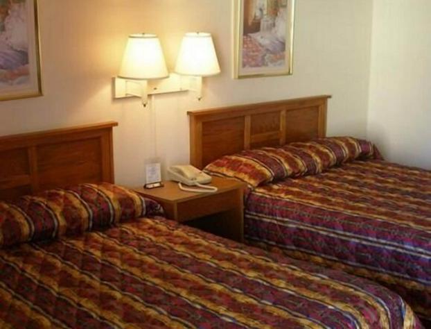 Red Carpet Inn hotel detail image 3