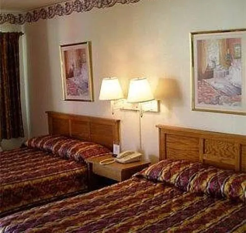 Red Carpet Inn hotel detail image 3