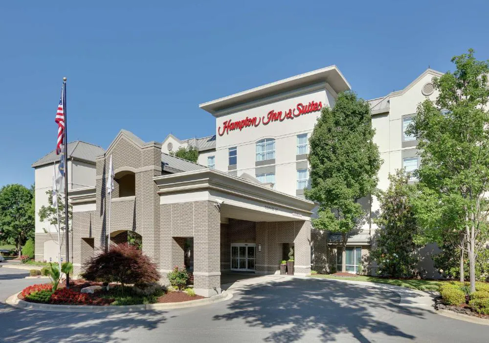 Hampton Inn & Suites Mooresville/Lake Norman hotel hero