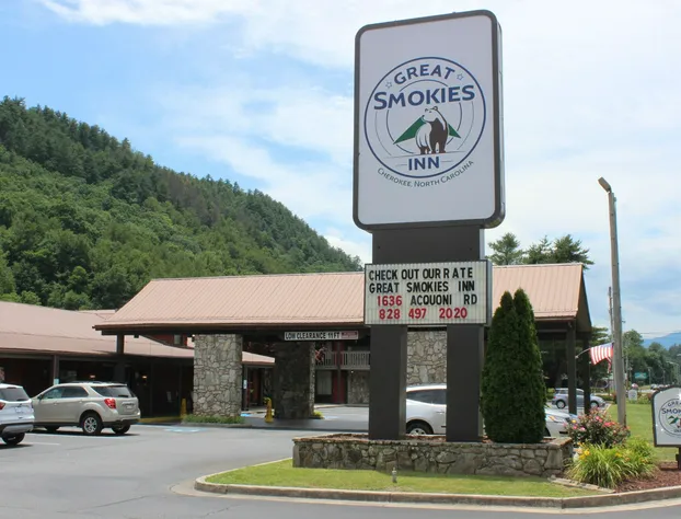 Great Smokies Inn Cherokee hotel detail image 1