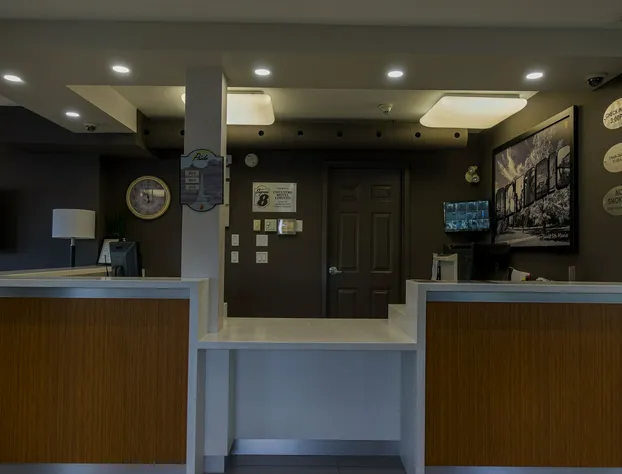 Super 8 by Wyndham Sault Ste Marie On hotel detail image 4