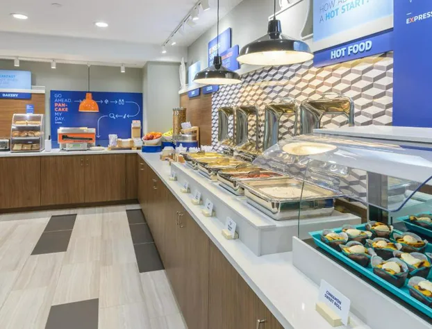 Holiday Inn Express Southington by IHG hotel detail image 4