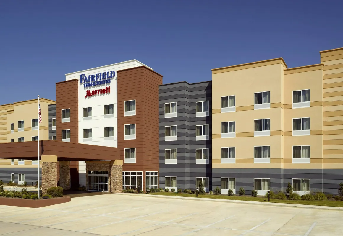 Fairfield Inn & Suites by Marriott Montgomery Airport South hotel hero