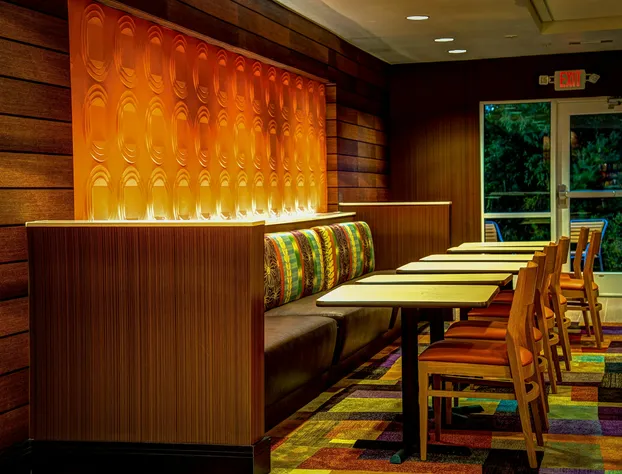 Fairfield Inn & Suites by Marriott Montgomery Airport South hotel detail image 4