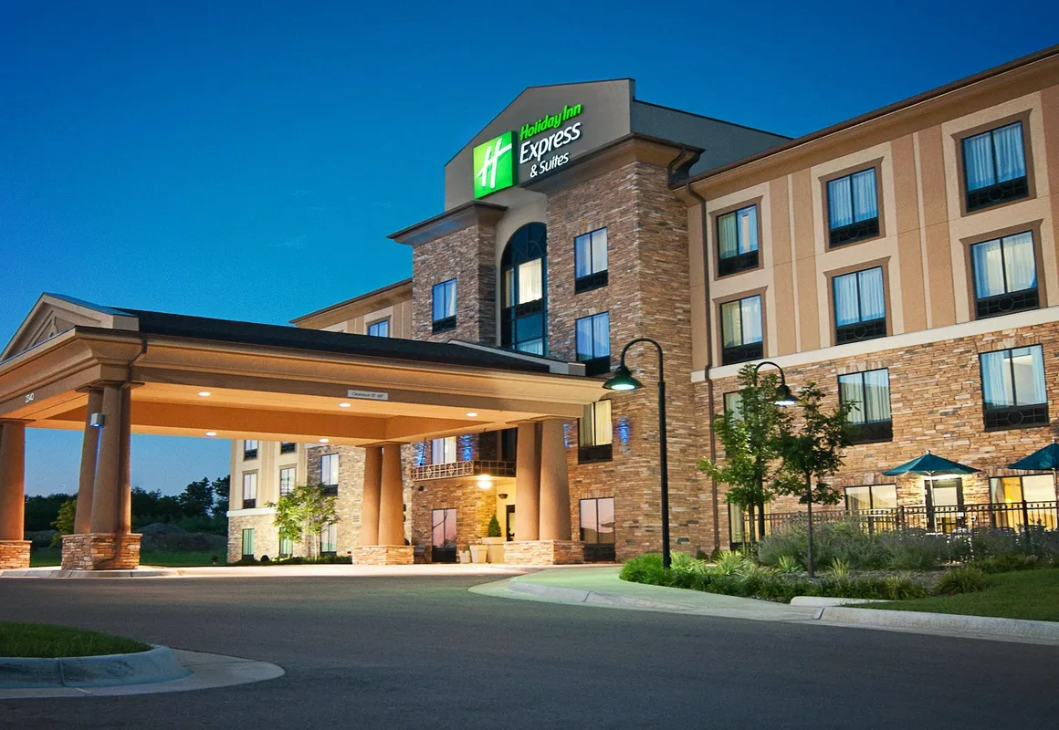 Holiday Inn Express & Suites Wichita Northeast by IHG hotel hero