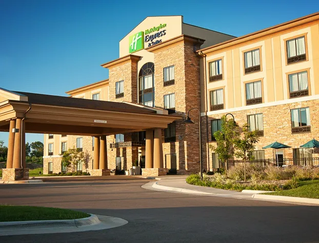Holiday Inn Express & Suites Wichita Northeast by IHG hotel detail image 1