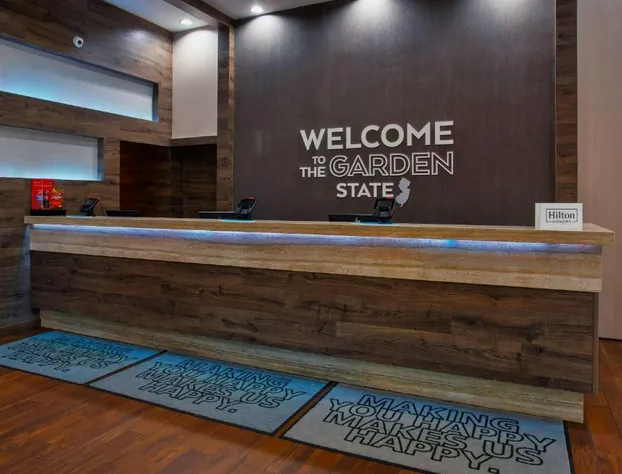 Hampton Inn & Suites Newark Airport Elizabeth hotel detail image 1