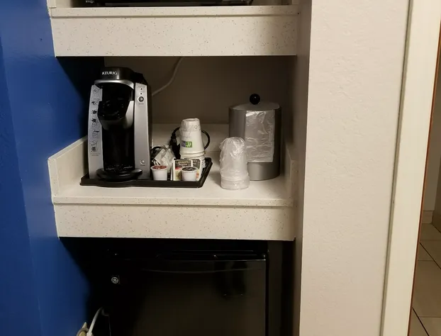 Holiday Inn Express Hotel & Suites Hillview by IHG hotel detail image 4