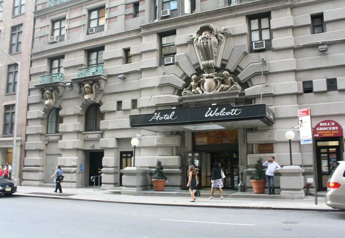 Hotel Wolcott hotel hero
