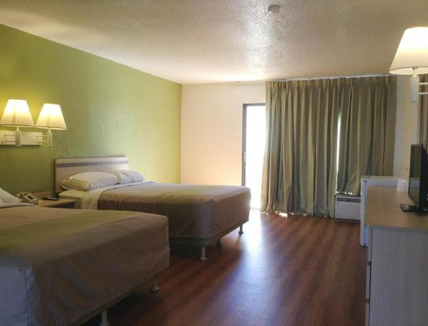 Motel 6 Hemet hotel detail image 3