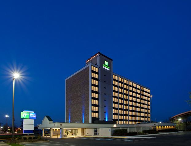 Holiday Inn Express Washington DC SW - Springfield, an IHG Hotel hotel detail image 2