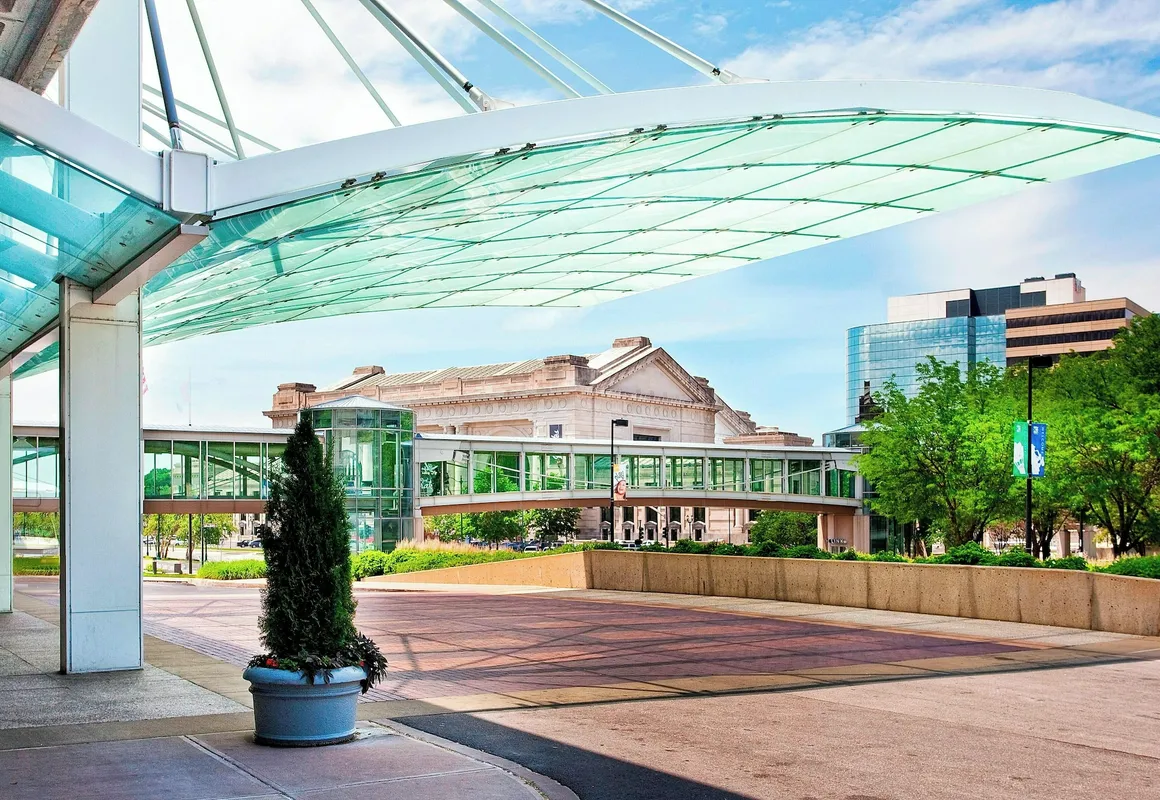 The Westin Kansas City at Crown Center hotel hero