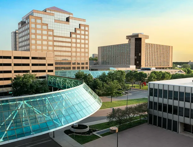 The Westin Kansas City at Crown Center hotel detail image 2