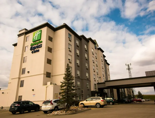 Holiday Inn Express Hotel & Suites Edmonton North by IHG hotel detail image 1