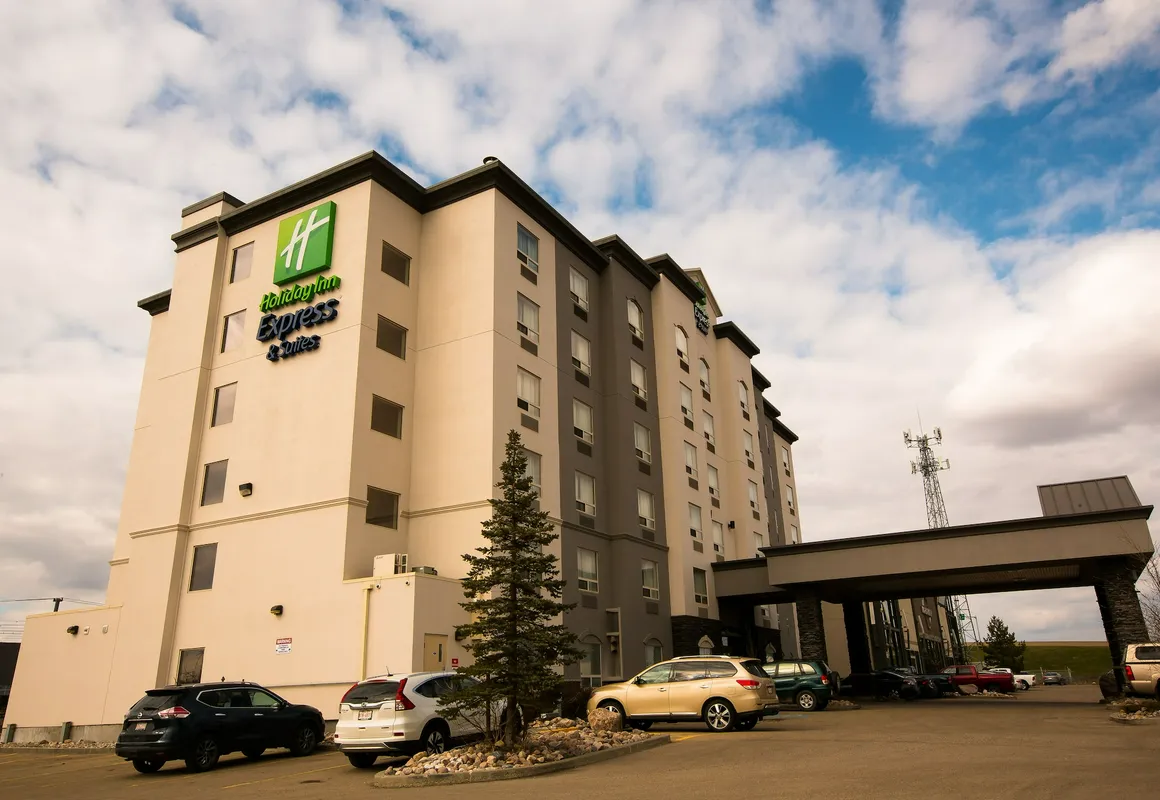 Holiday Inn Express Hotel & Suites Edmonton North by IHG hotel hero