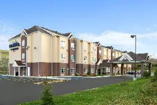 Quality Inn & Suites hotel hero