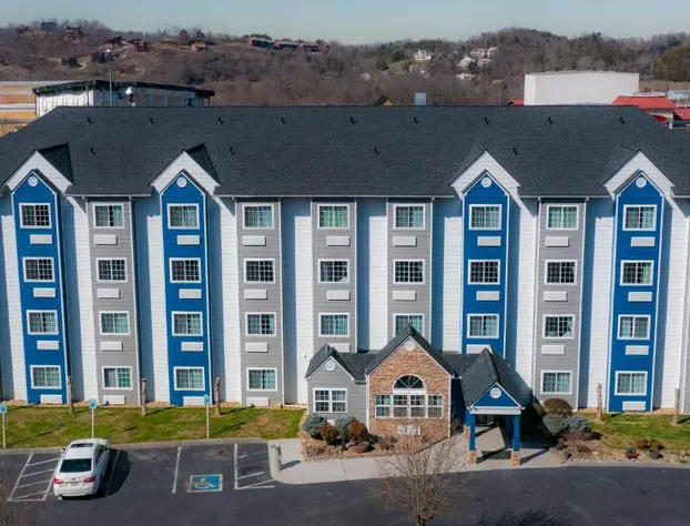 Microtel Inn & Suites by Wyndham Pigeon Forge hotel detail image 3