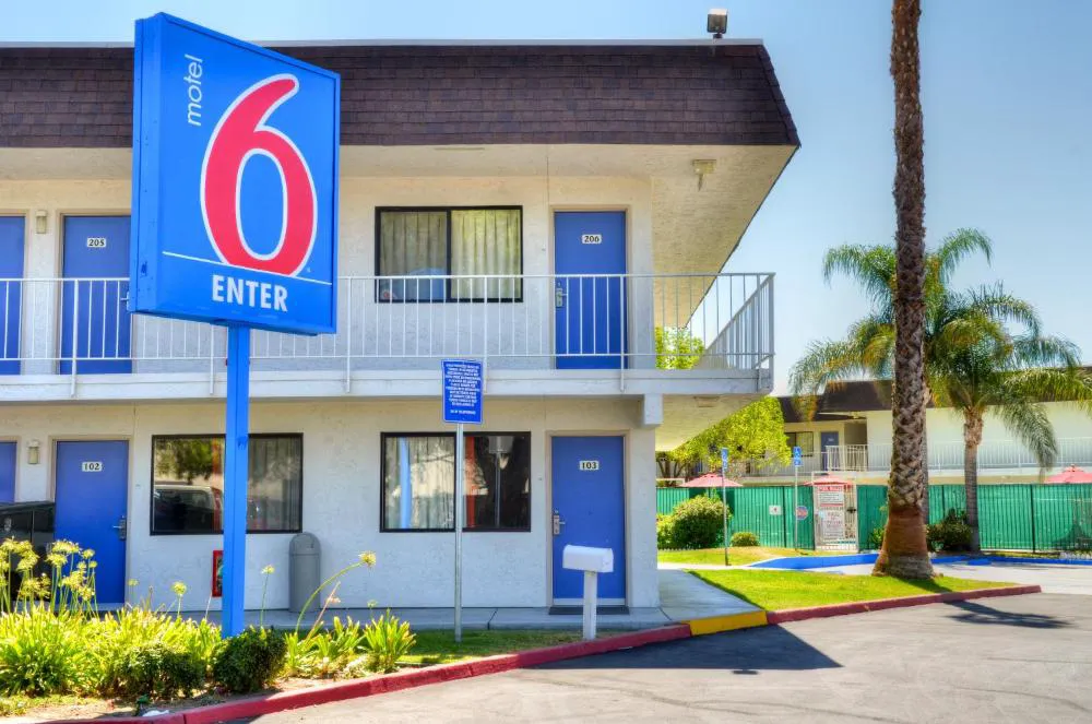 Motel 6 Santa Nella, CA - Los Banos - Interstate 5 hotel hero