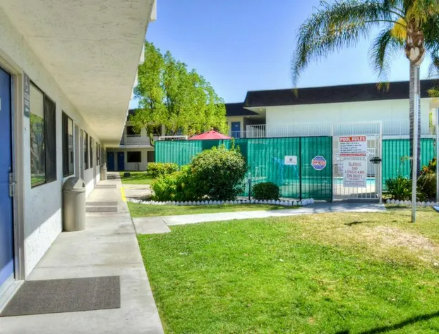 Motel 6 – Santa Nella, on I-5 hotel detail image 1