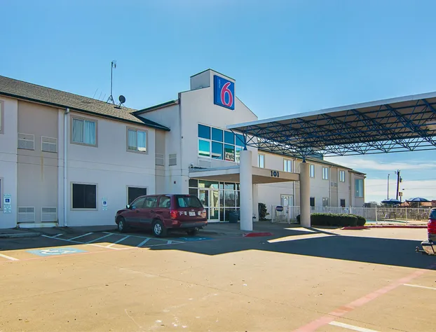 Motel 6 Terrell, TX hotel detail image 2