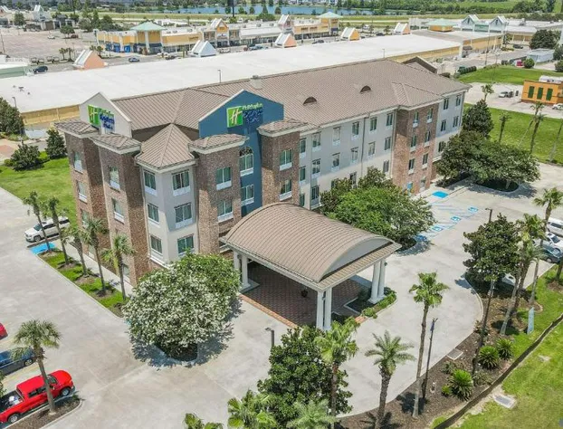 Holiday Inn Express & Suites Gonzales by IHG hotel detail image 3